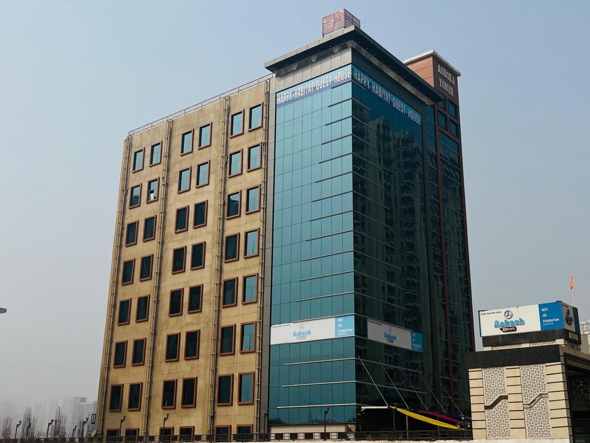 Townhouse Happy Habitat Guest House Greater Noida Exterior photo